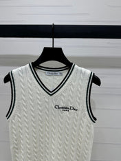 DIOR KNITTED V-NECK SLEEVELESS VEST WHITE 274923