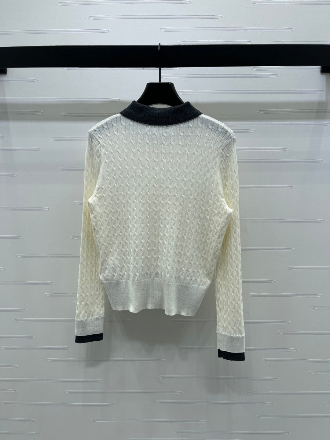MIUMIU CARDIGAN STYLE 462
