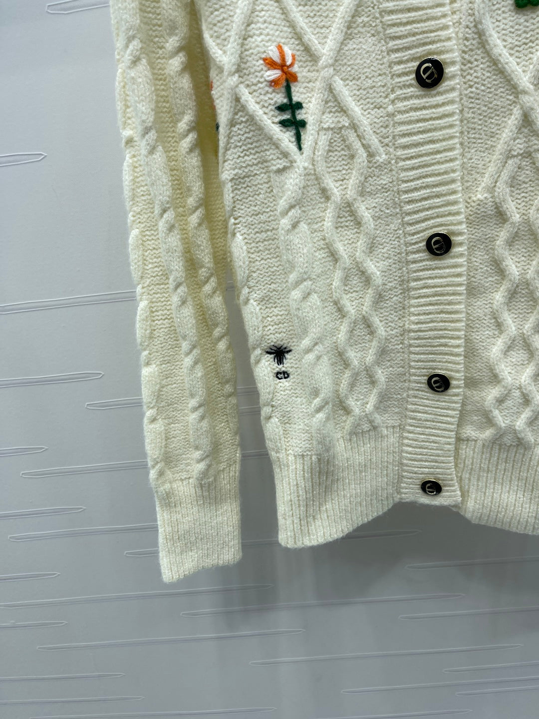 DIOR 25S CARDIGAN SWEATER STYLE 054