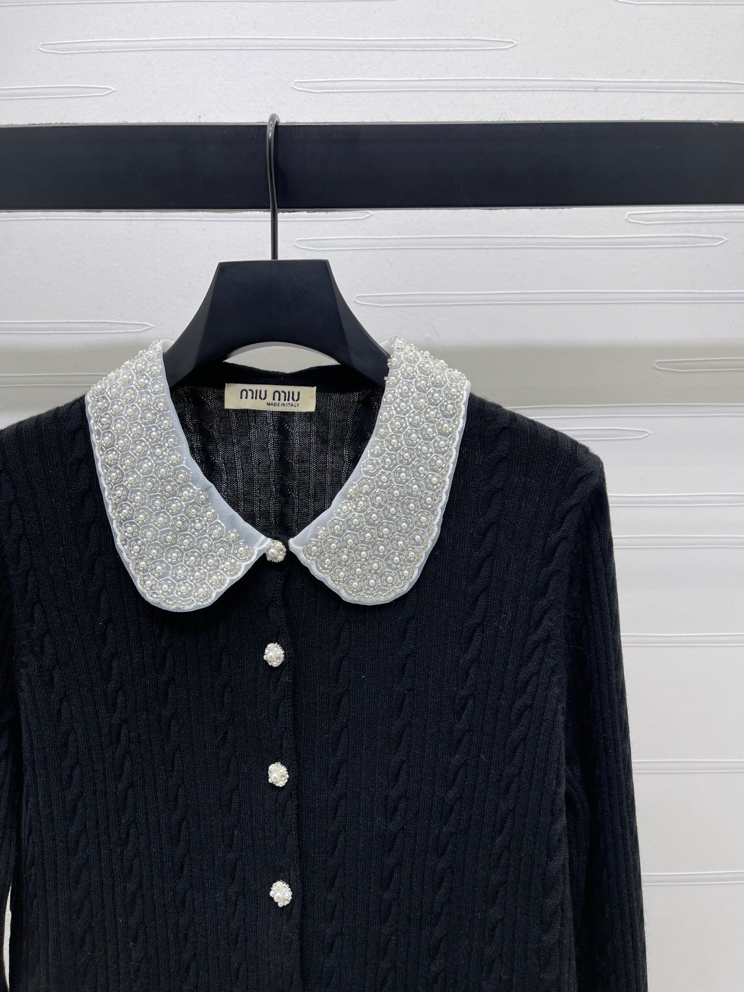 MIUMIU CARDIGAN STYLE 611