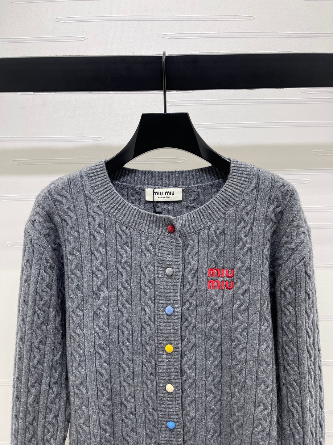 MIUMIU CARDIGAN STYLE 607