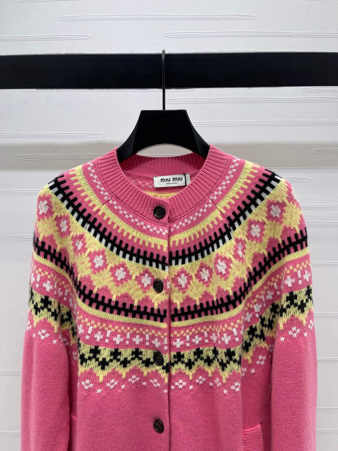 MIUMIU CARDIGAN STYLE 529