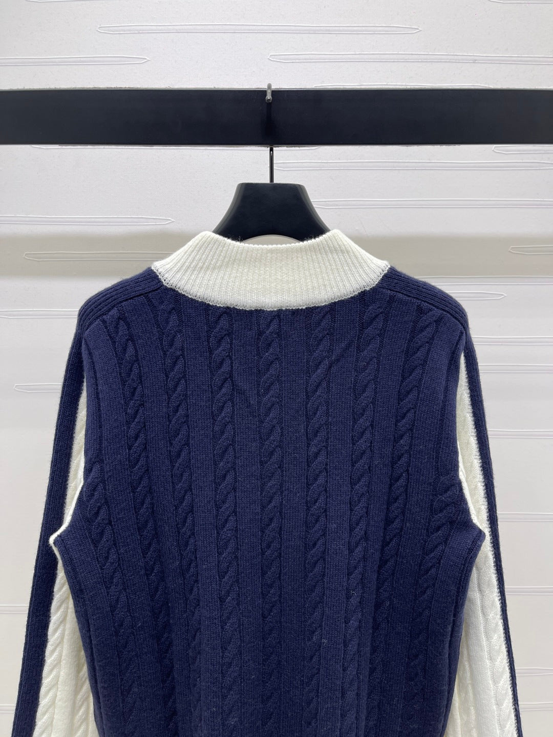 RALPH LAUREN SWEATER STYLE 401