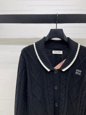 MIUMIU CARDIGAN STYLE 813