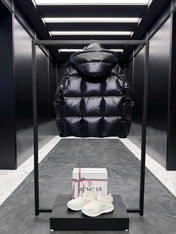 MONCLER 25S PREMIUM DOWN JACKET 245