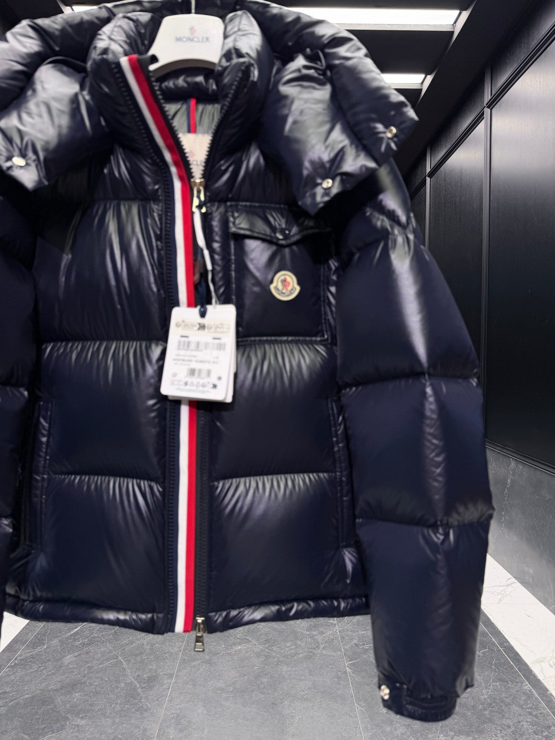 MONCLER JACKET STYLE 186