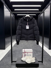 MONCLER 25S DOWN JACKET 427