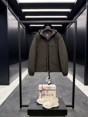 MONCLER 25S HOODED SKI JACKET 385