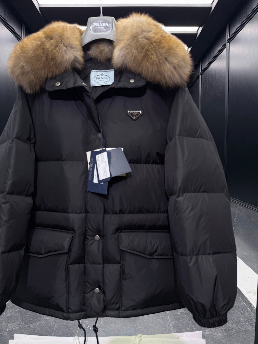 PRADA 26S PREMIUM DOWN JACKET 663