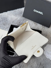 CHANEL 25S CLASSIC FLAP CARD HOLDER 11 IN IVORY CAVIAR GOLD HARDWARE