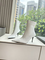 BALENCIAGA 25S ANKLE BOOTS WITH ZIPPER IN WHITE COW LEATHER