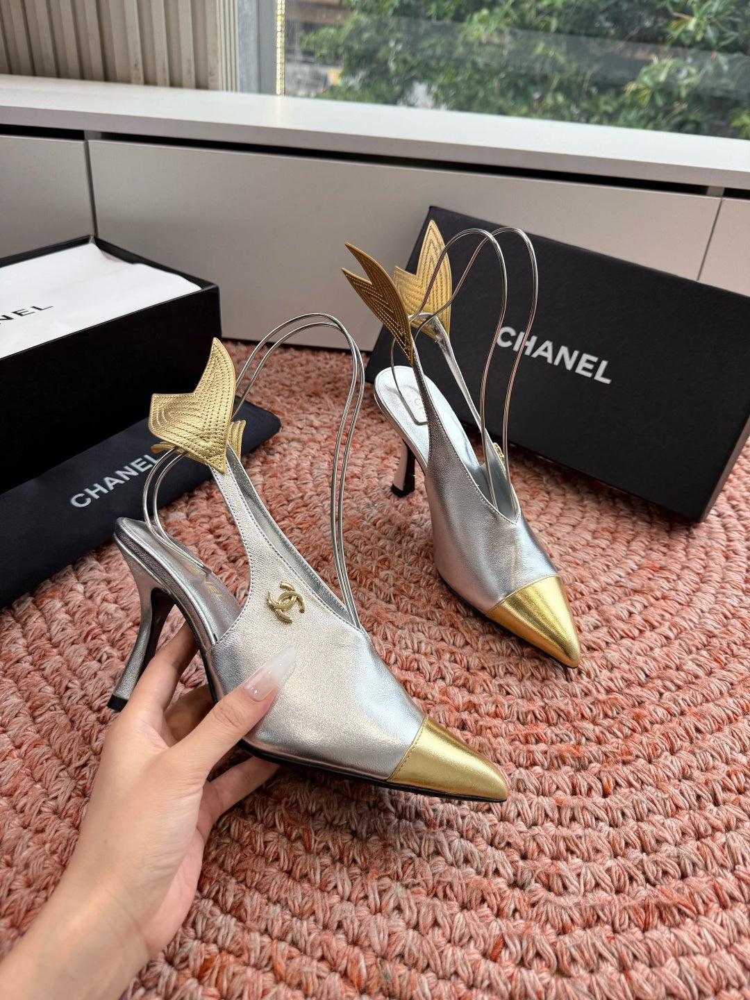 CHANEL 26S POINTED TOE HIGH HEEL SLINGBACKS IN GOLD AND SILVER LAMBSKIN WITH FLORAL APPLIQUE