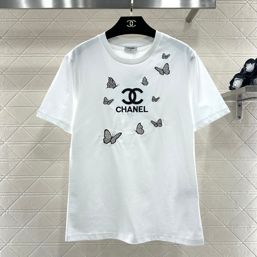CHANEL 26S SHORT-SLEEVE T-SHIRT 662