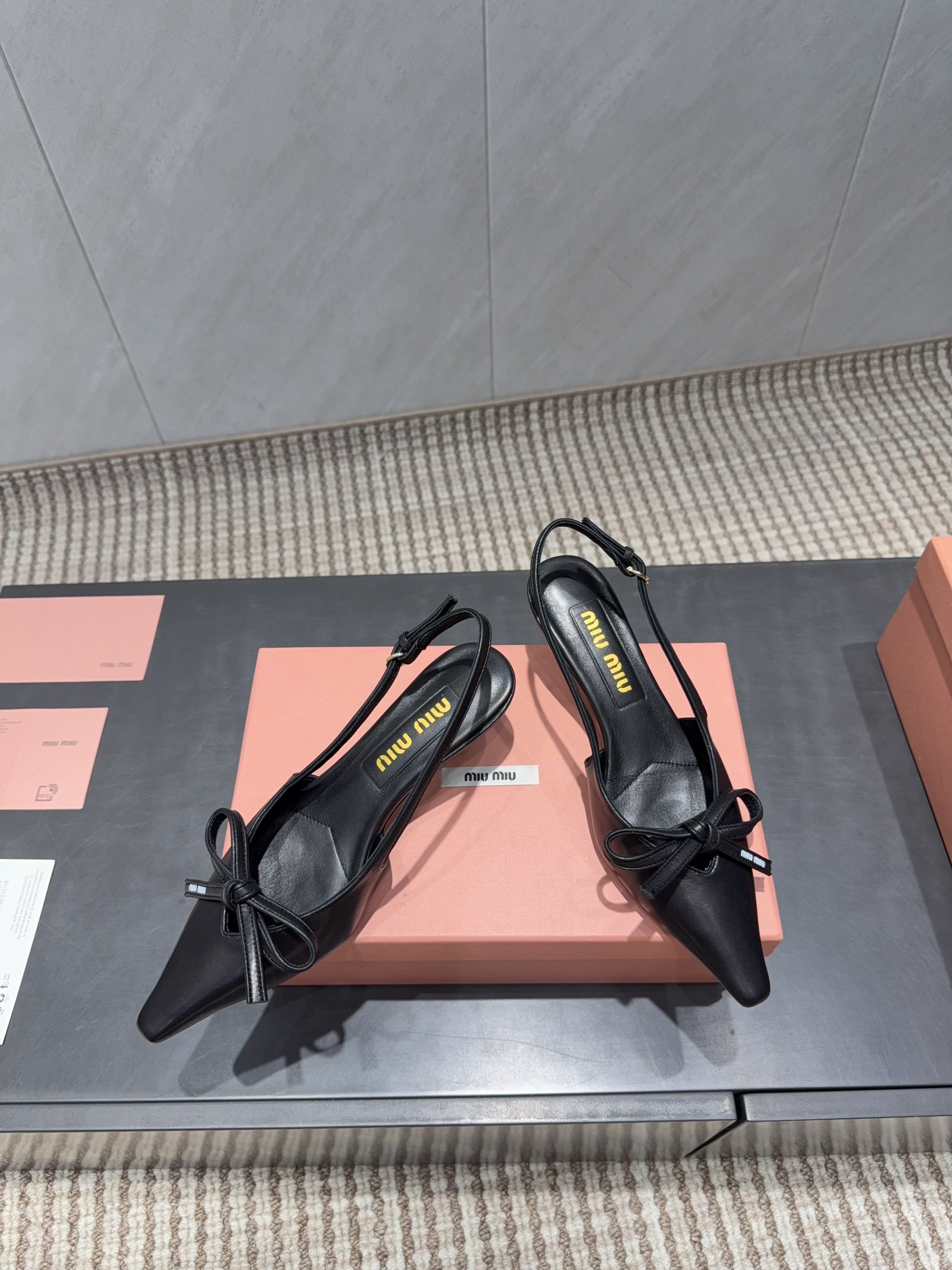 MIUMIU 26S SLINGBACK 55MM IN BLACK CALFSKIN WITH BOW