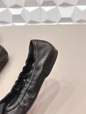 PRADA 26S ROUND TOE FLATS WITH BOW IN BLACK CALFSKIN