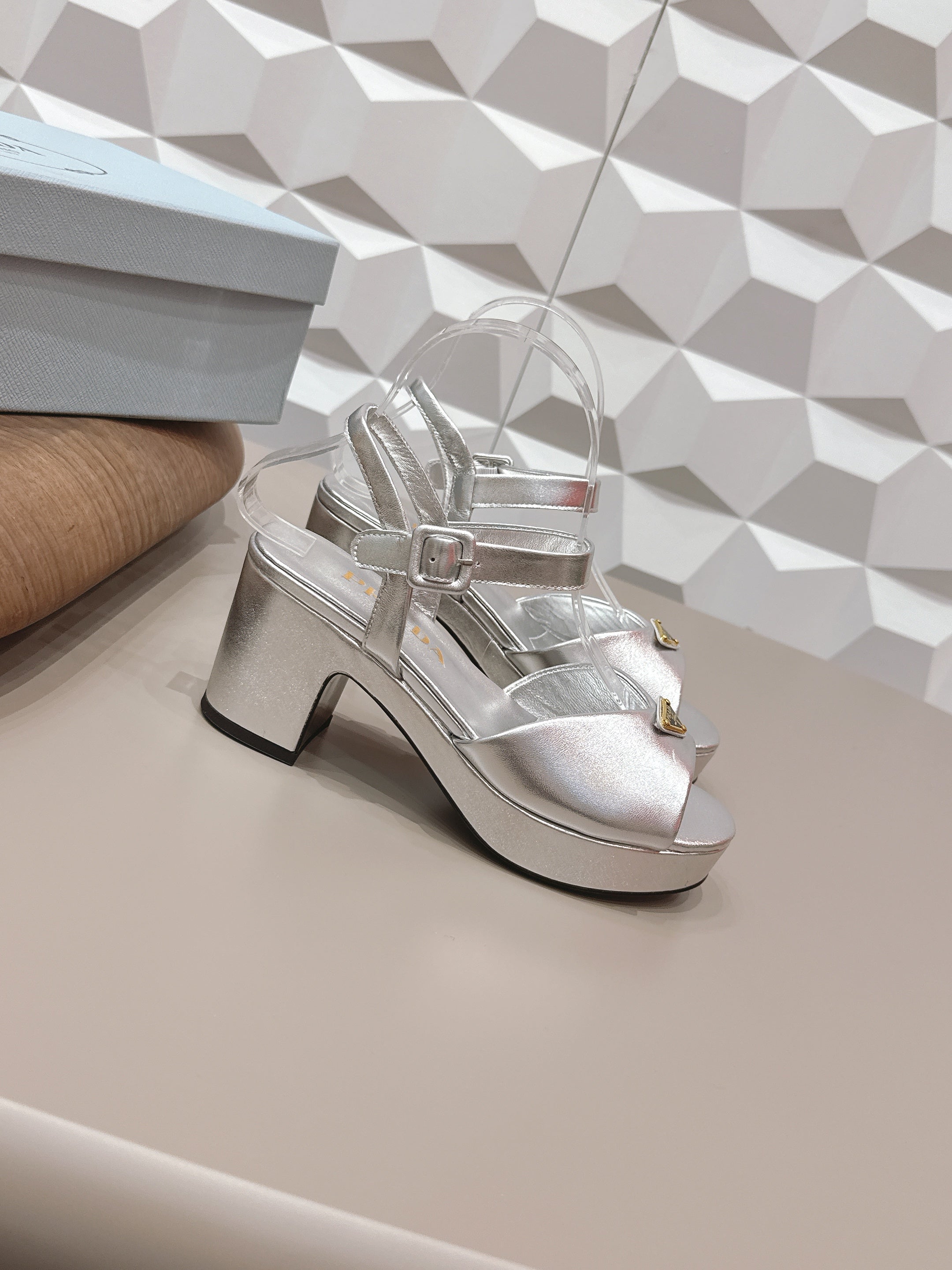 PRADA 26S HEELED SANDALS 75MM IN SILVER CALFSKIN WITH LOGO
