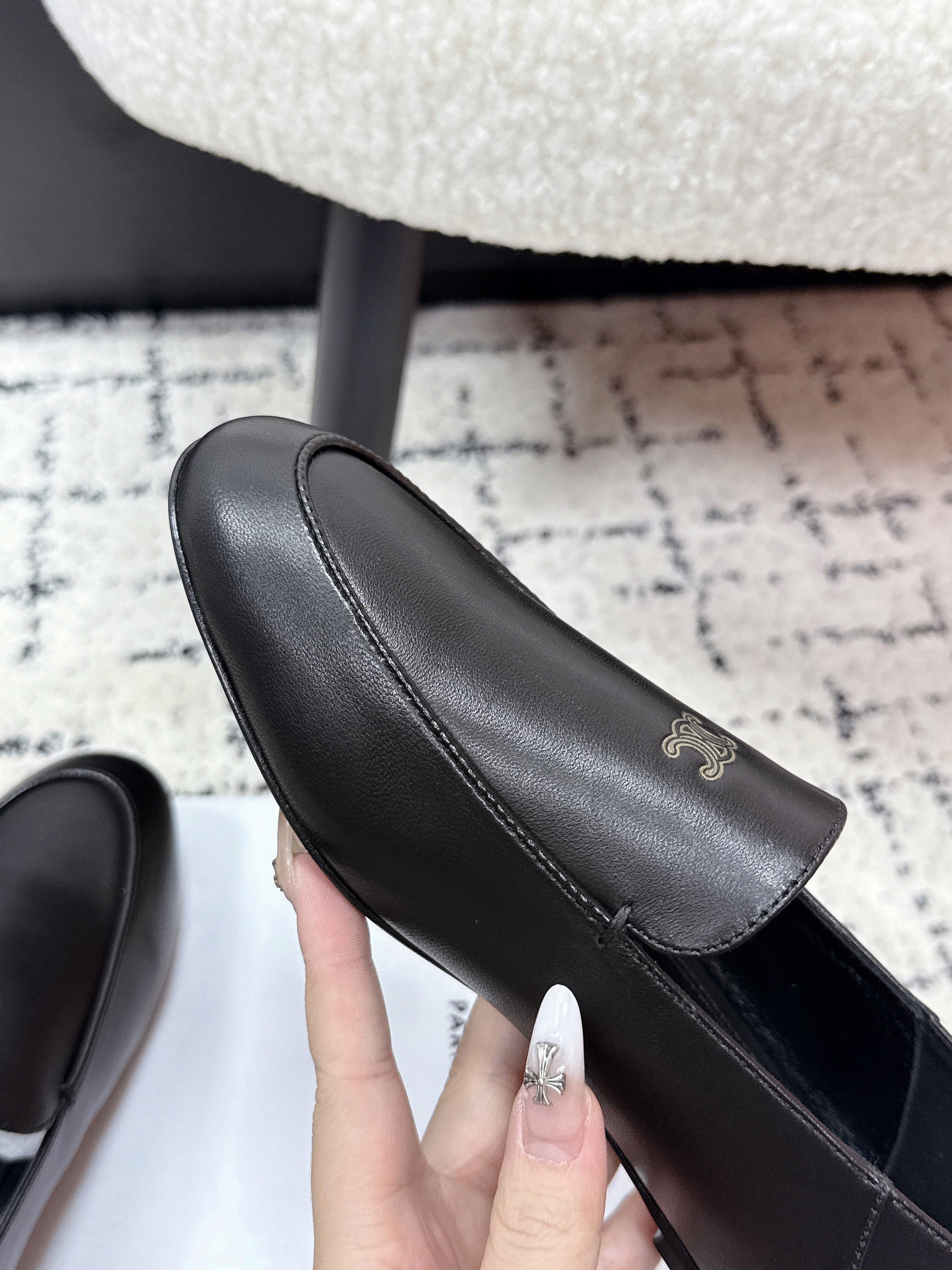 CELINE 26S AURA TRIOMPHE LOAFERS IN BLACK LAMBSKIN