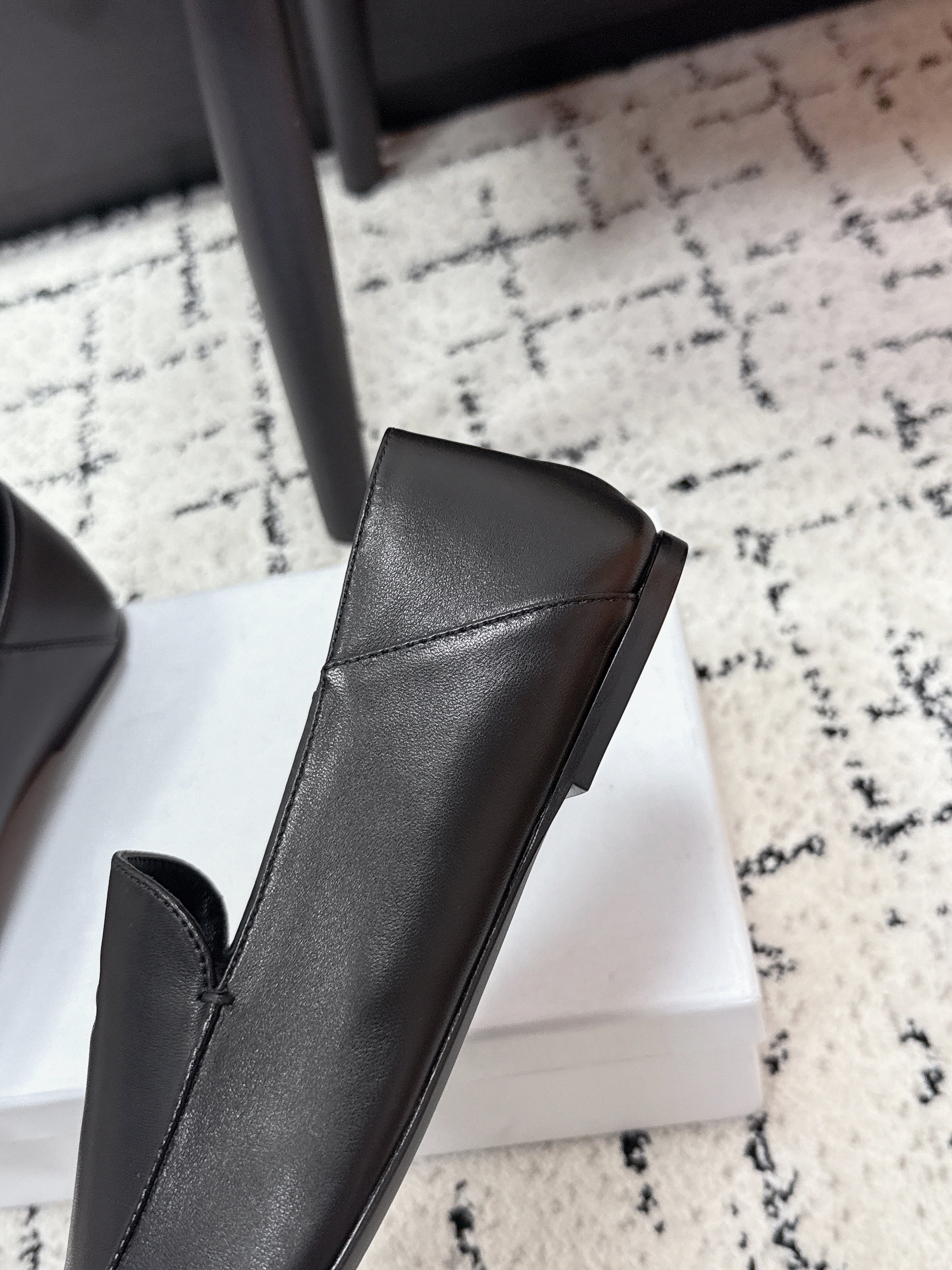 CELINE 26S AURA TRIOMPHE LOAFERS IN BLACK LAMBSKIN