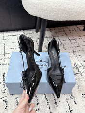 PRADA 26S POINTED-TOE HIGH HEELS 75MM IN BLACK PATENT CALFSKIN WITH BOW