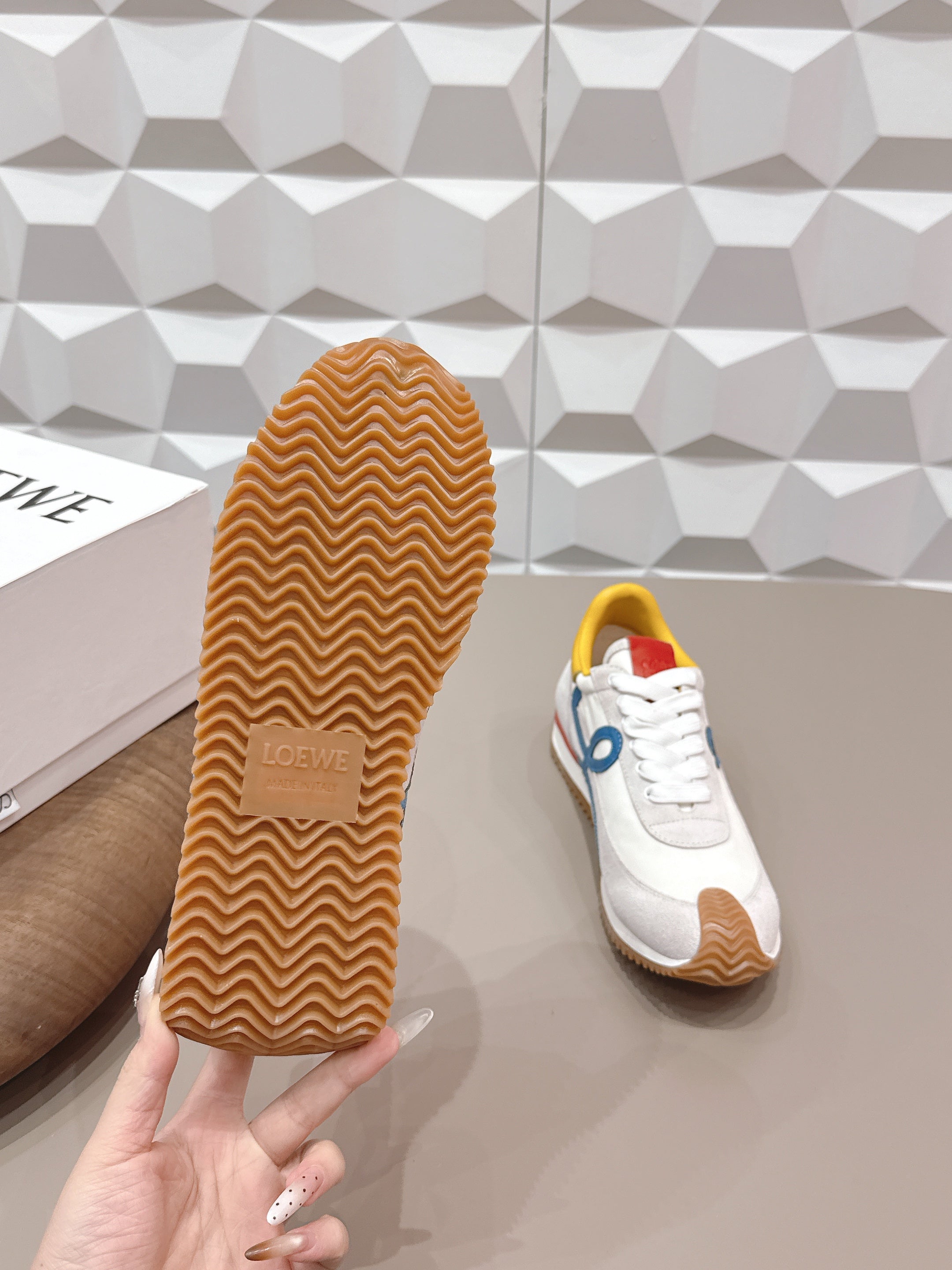LOEWE 26S FLOW RUNNER SNEAKER IN LIGHT GRAY SUEDE YELLOW AND BLUE CALFSKIN