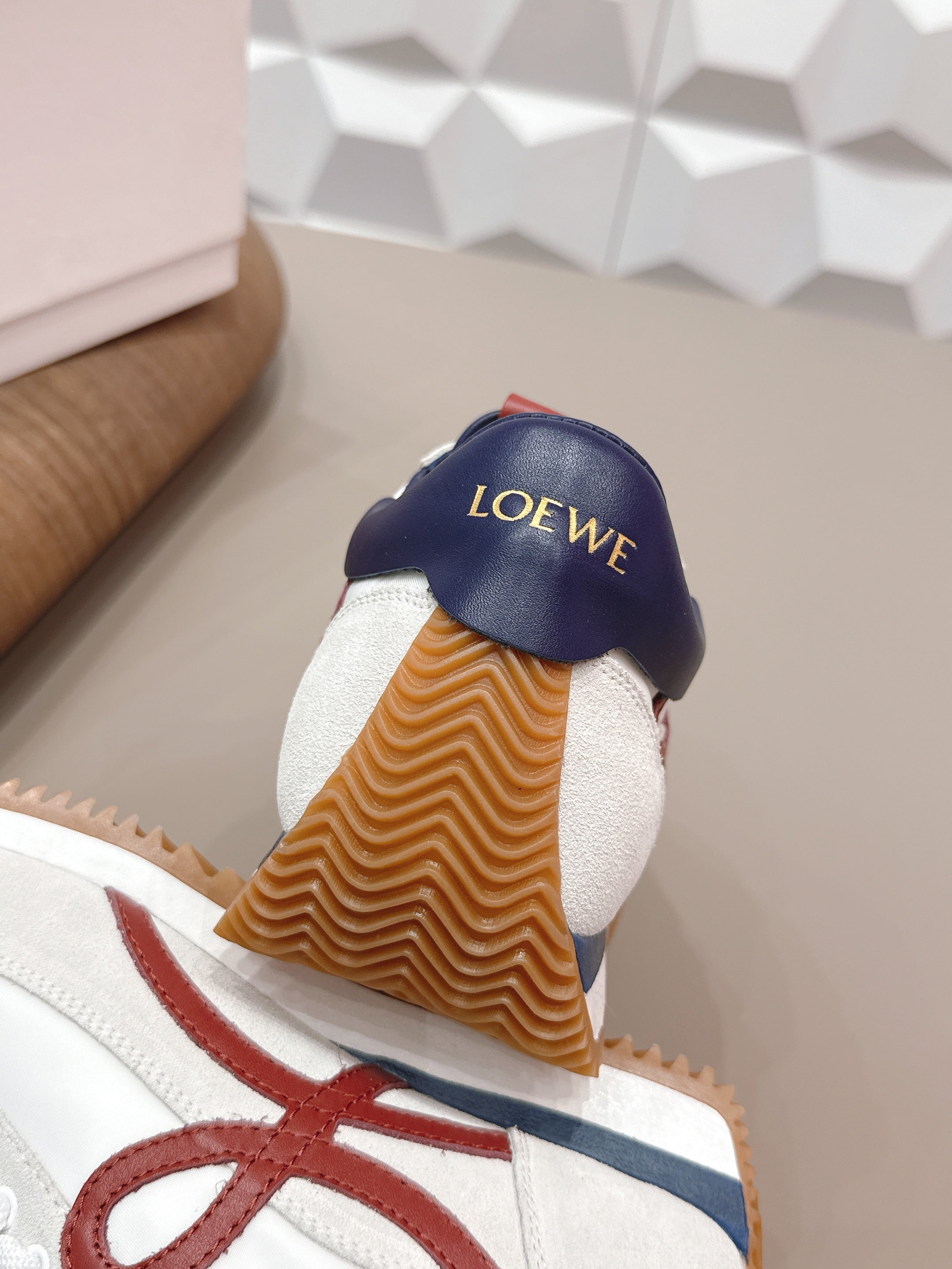 LOEWE 26S FLOW RUNNER SNEAKER IN LIGHT GRAY SUEDE AND NAVY BLUE AND RED CALFSKIN