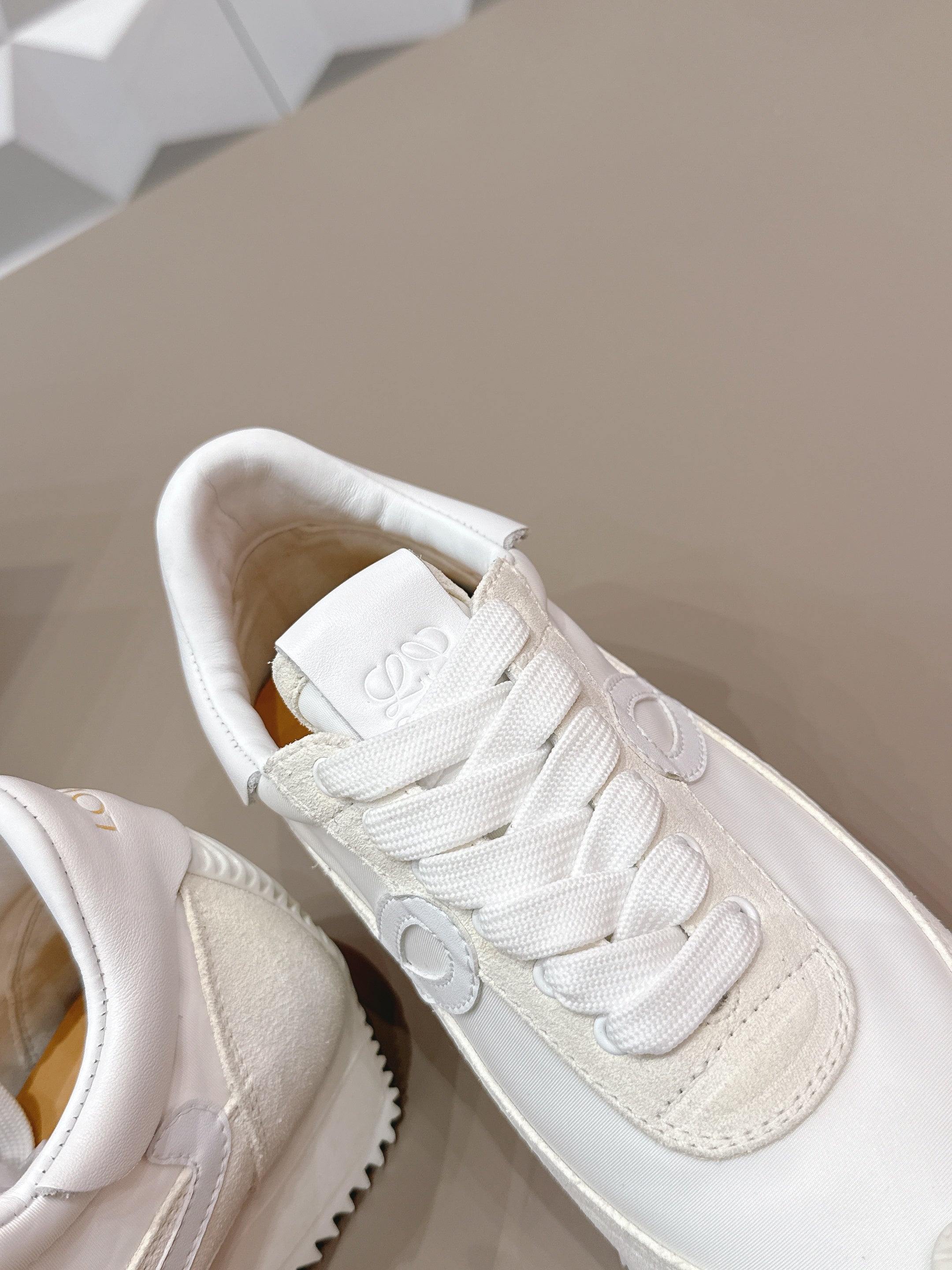 LOEWE 26S FLOW RUNNER SNEAKER IN WHITE SUEDE AND WHITE CALFSKIN