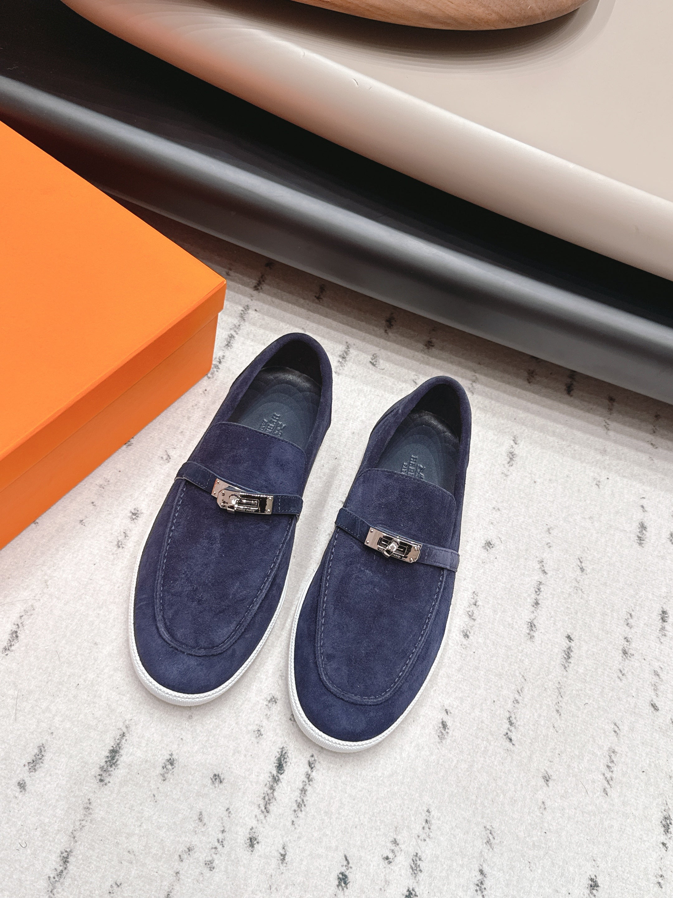 HM 26S KELLY PARIS LOAFERS IN NAVY BLUE SUEDE SILVER HARDWARE