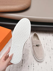 HM 26S KELLY PARIS LOAFERS IN LIGHT GREY SUEDE SILVER HARDWARE