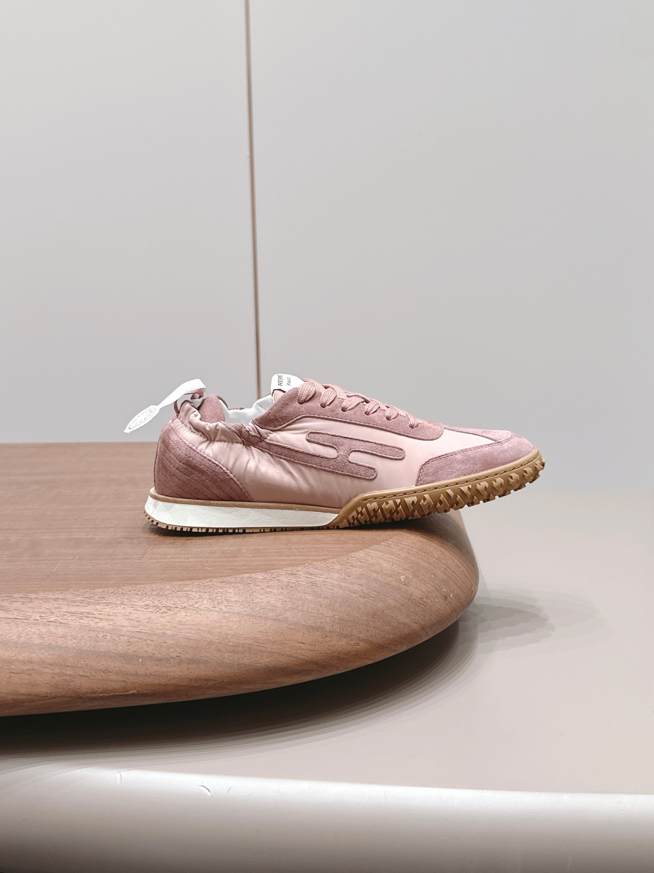HM 26S BOUNCING SNEAKERS IN PINK NYLON AND SUEDE