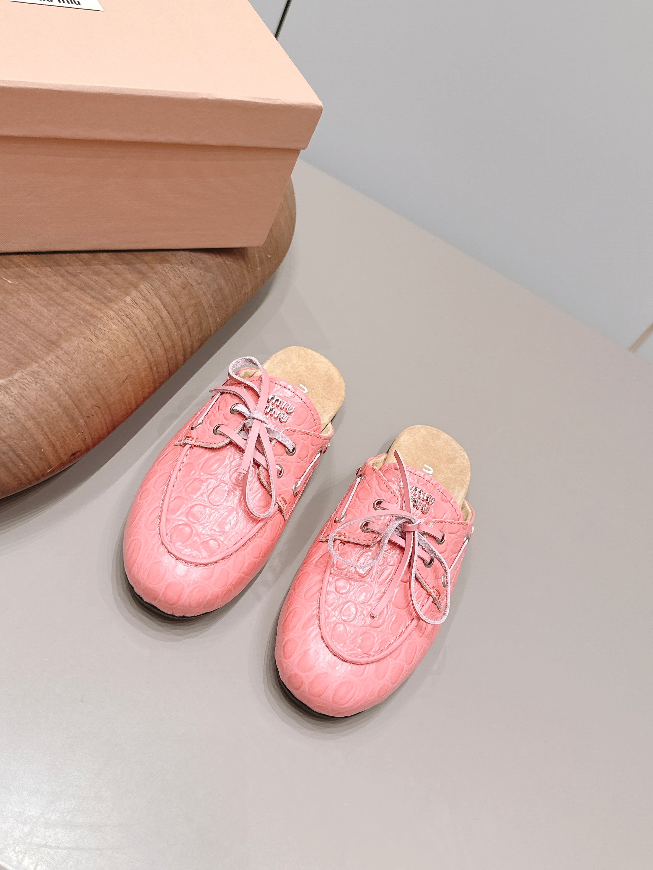 MIUMIU 26S LOAFER MULES IN PINK CALFSKIN
