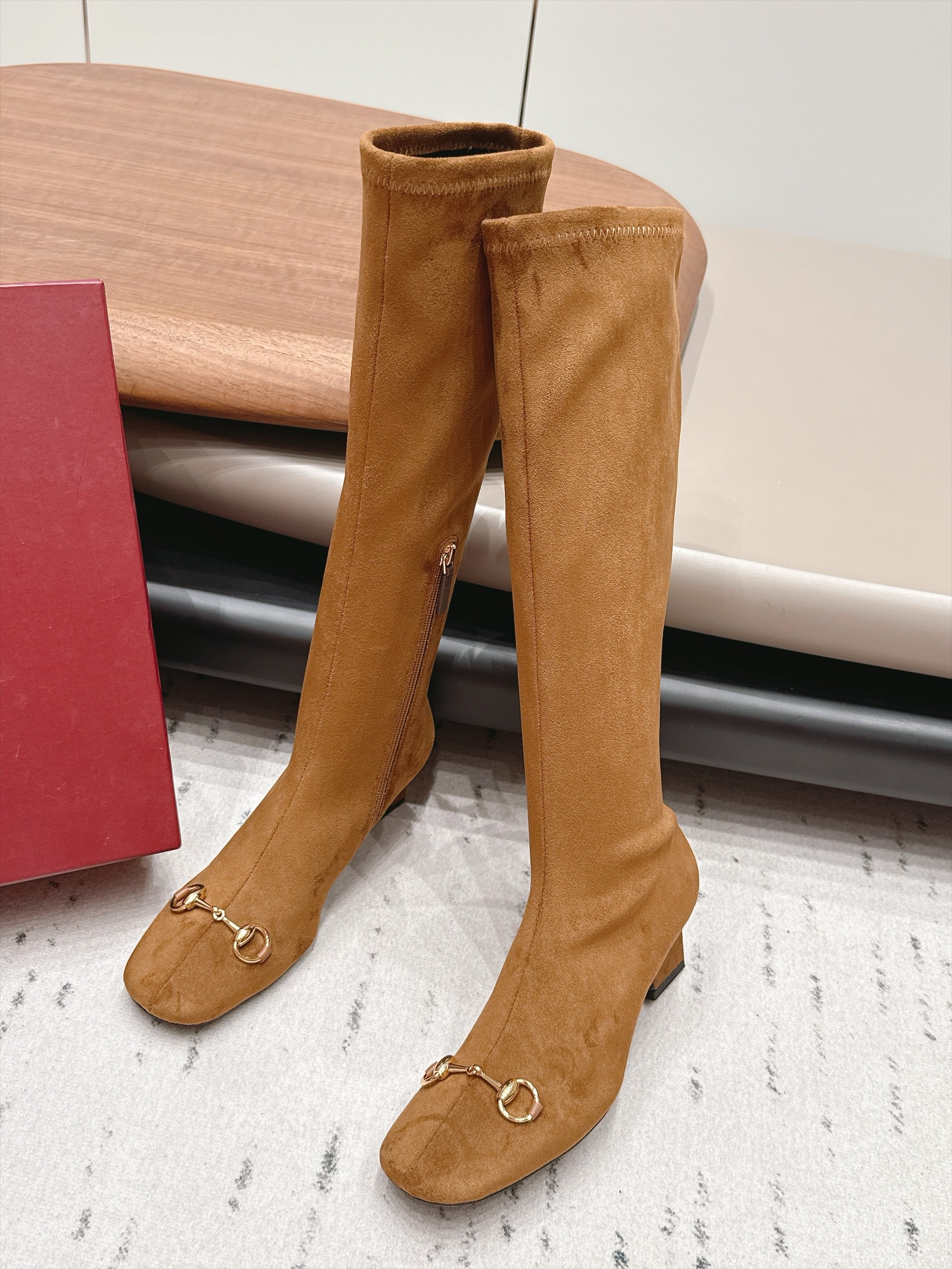 GUCCI 26S TALL BOOTS 55 MM IN CAMEL BROWN SUEDE