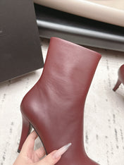 YSL 26S ANKLE BOOTS 80 MM IN BURGUNDY CALFSKIN