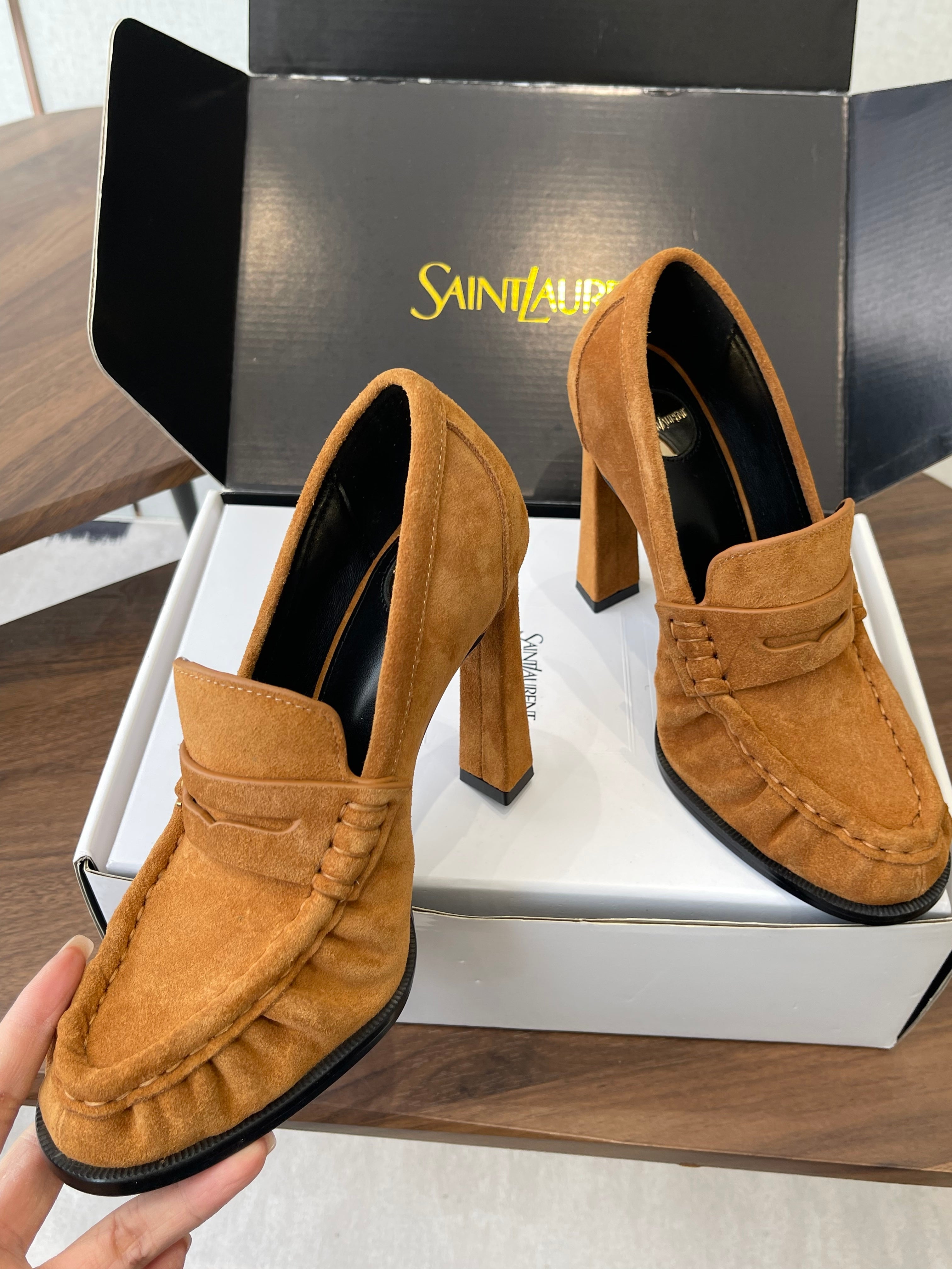 YSL 26S HEELED LOAFERS 100 MM IN BROWN SUEDE