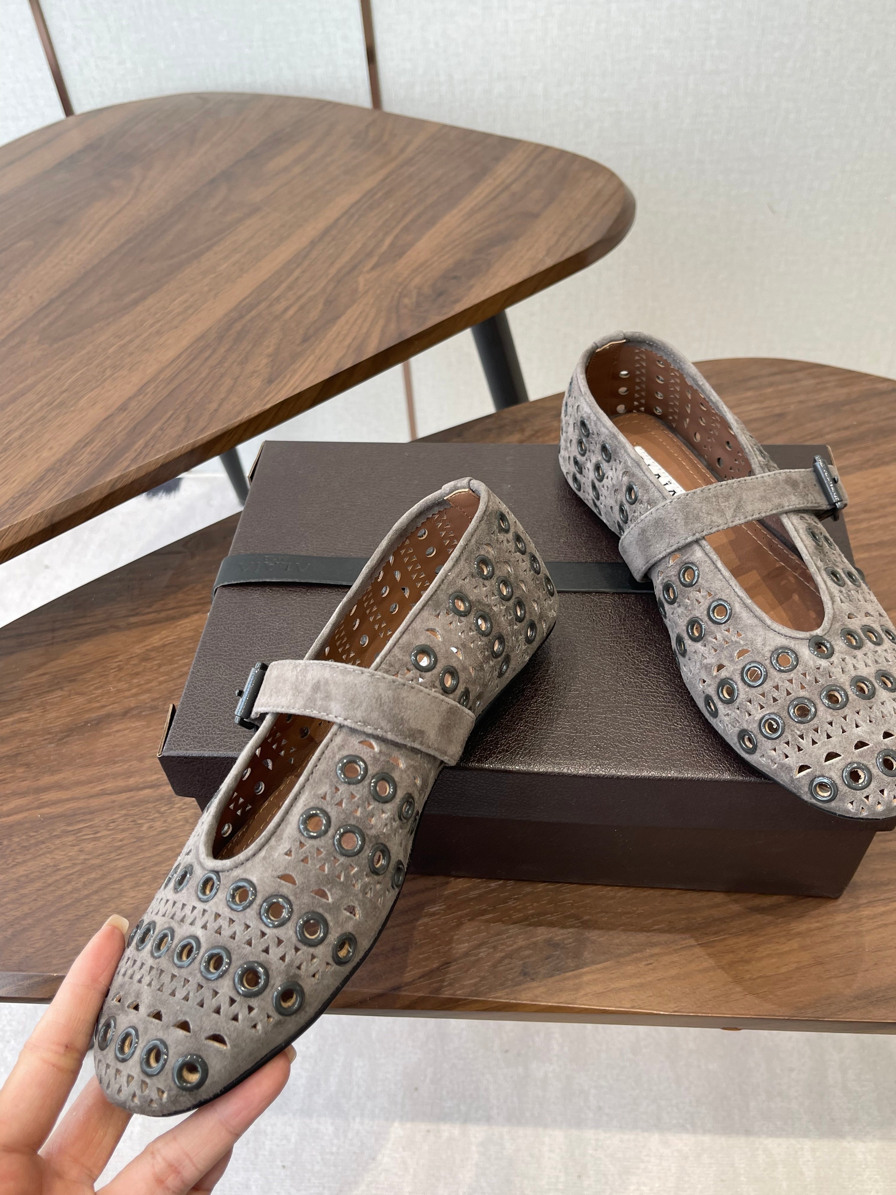 ALAIA 26S MARY JANE FLATS IN GREIGE BROWN SUEDE