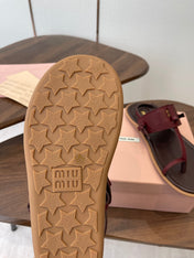 MIUMIU 26S FLIP FLOPS IN DARK BROWN AND BURGUNDY RED CALFSKIN