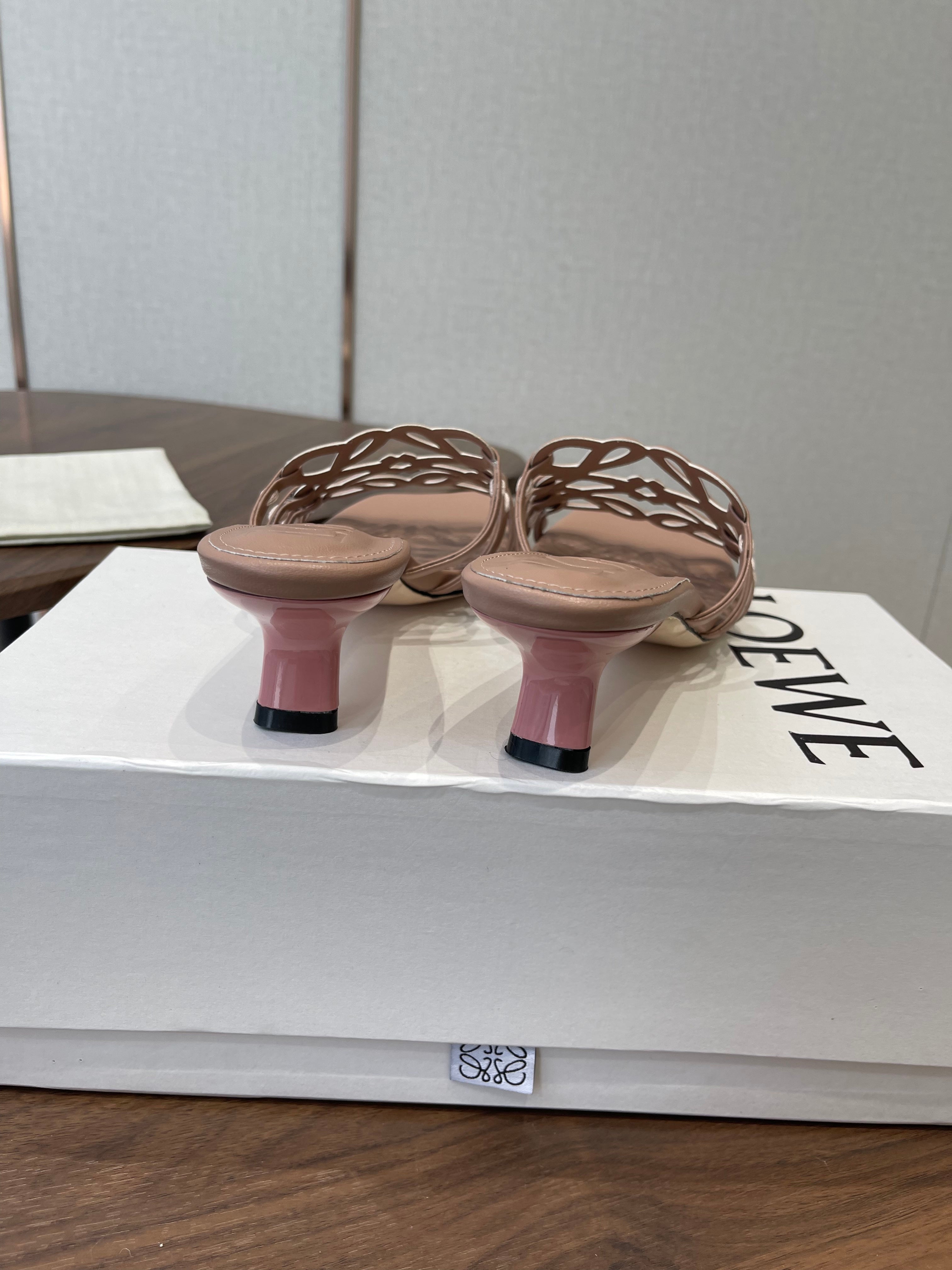 LOEWE 26S HIGH HEEL SANDALS IN TAUPE BROWN CALFSKIN