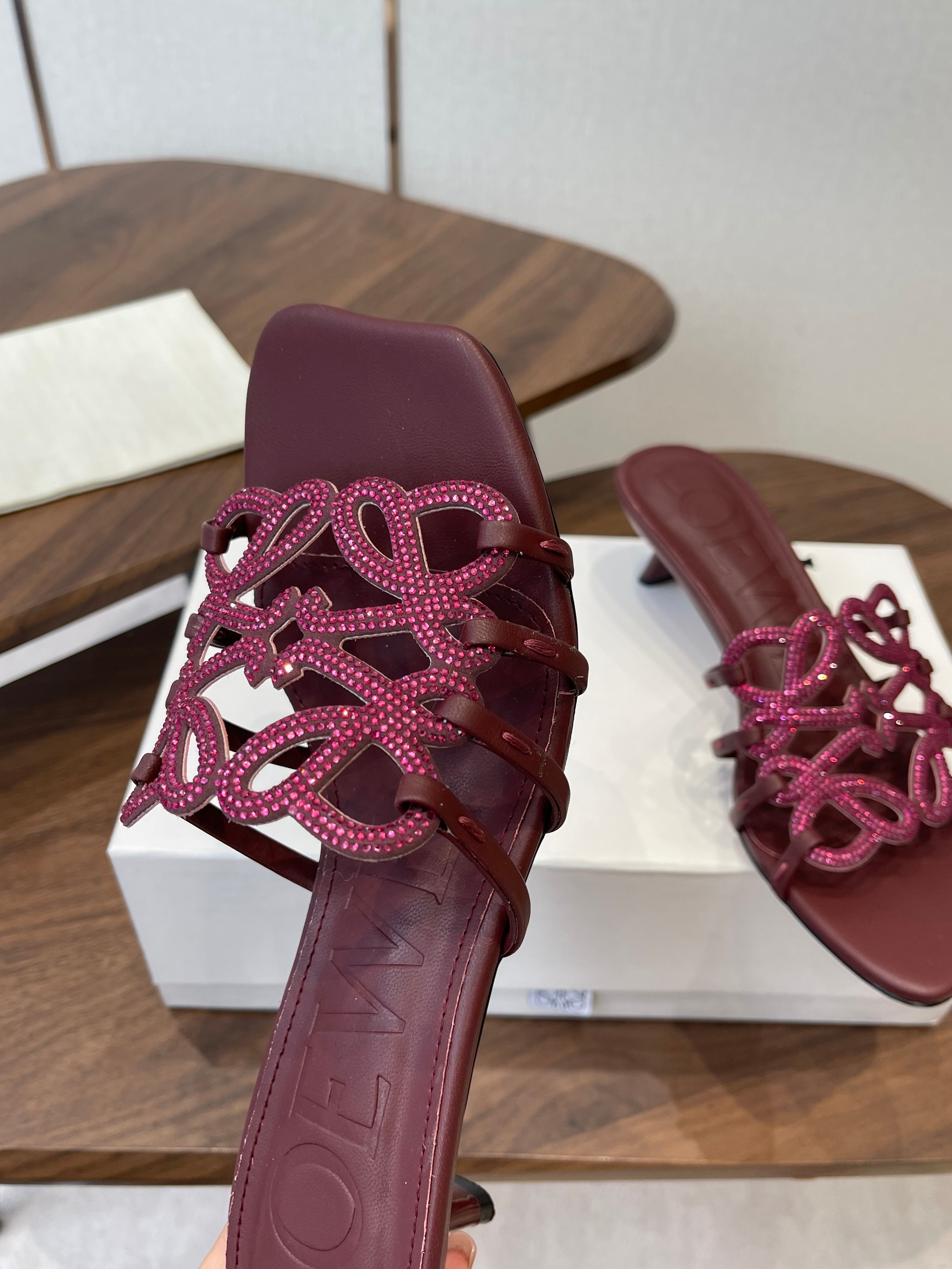 LOEWE 26S HIGH HEEL SANDALS IN WINE RED CALFSKIN WITH CRYSTALS