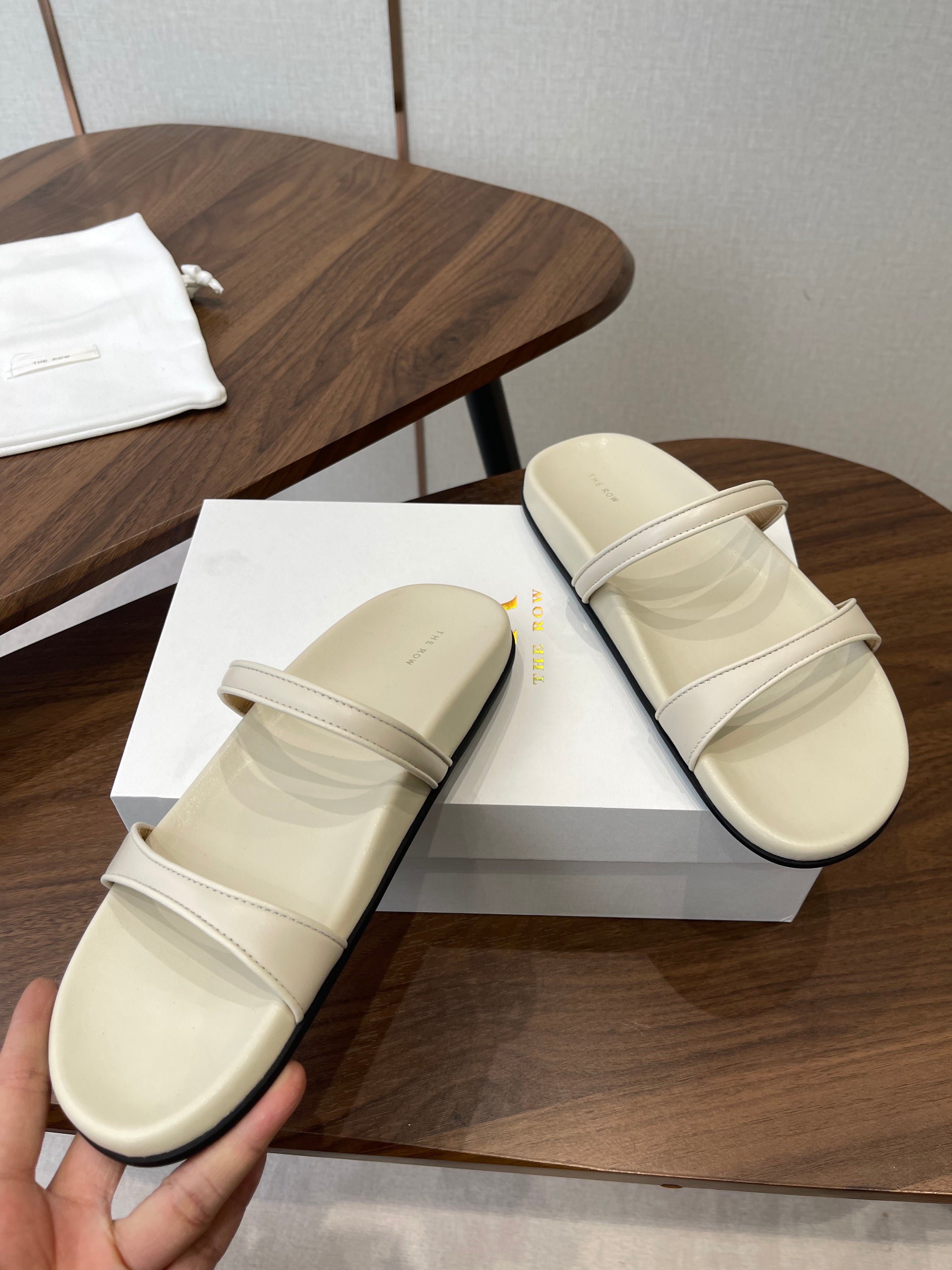 THE ROW 26S DOUBLE STRAP FLAT SANDALS IN IVORY WHITE CALFSKIN