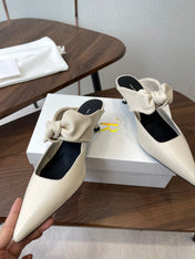THE ROW 26S SLINGBACK POINTED HEELS IN CREAM WHITE CALFSKIN WITH BOW