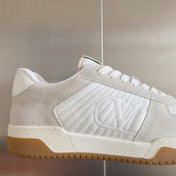 VALENTINO 25S GARAVANI FREEDOTS SNEAKERS IN BEIGE SUEDE AND WHITE LAMBSKIN