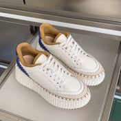 CHLOÉ 26S WEDGE SNEAKERS 70 MM IN WHITE CALFSKIN AND NAVY BLUE SUEDE