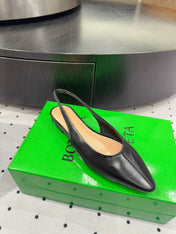 BOTTEGA VENETA 26S SLINGBACK FLATS IN BLACK CALFSKIN