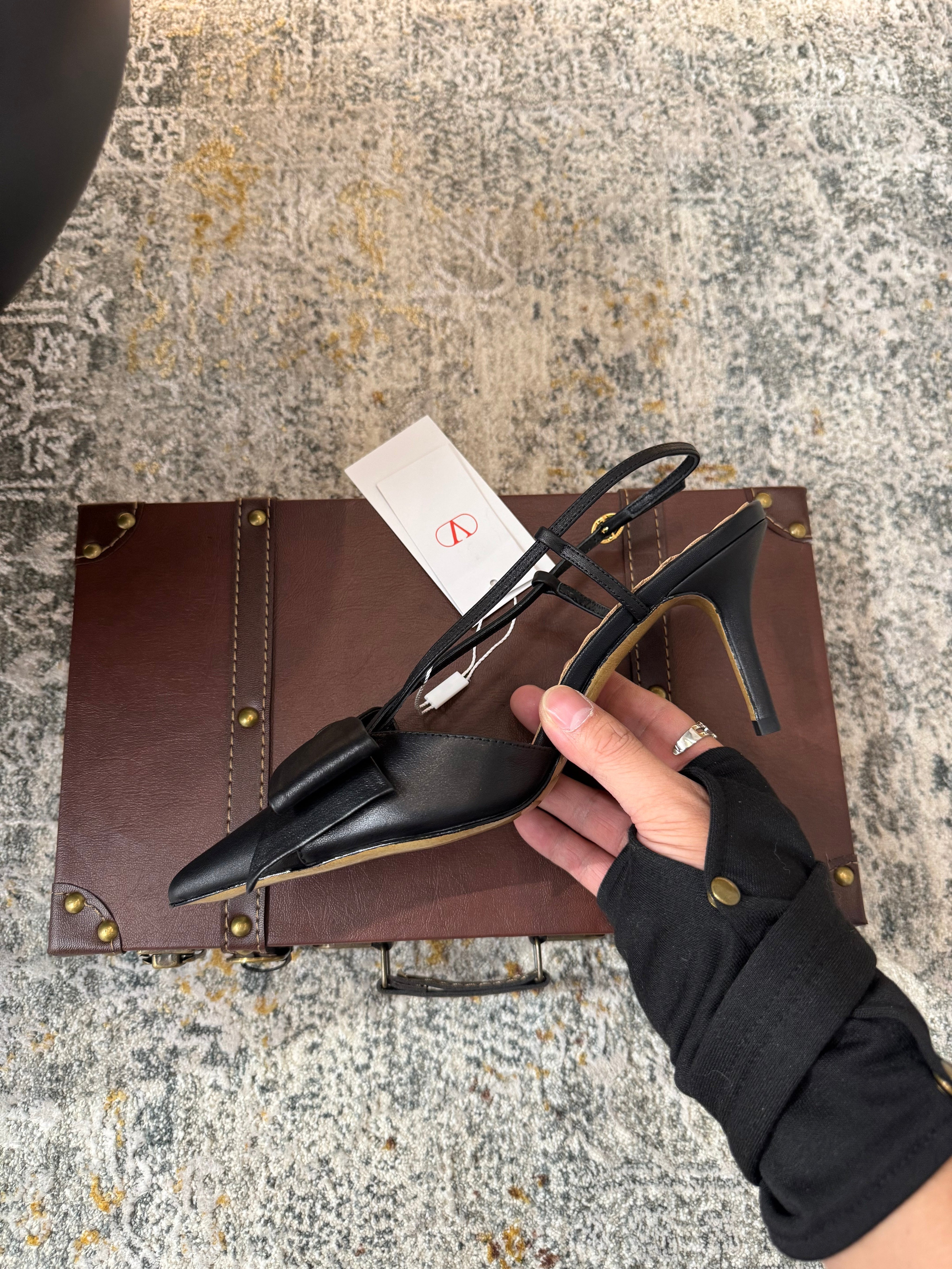 VLTN HIGH HEEL 25S 80 MM IN BLACK CALFSKIN WITH BOW
