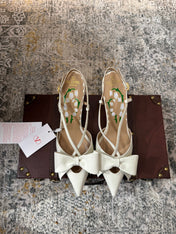 VLTN HIGH HEEL 25S 80 MM IN WHITE CALFSKIN WITH BOW