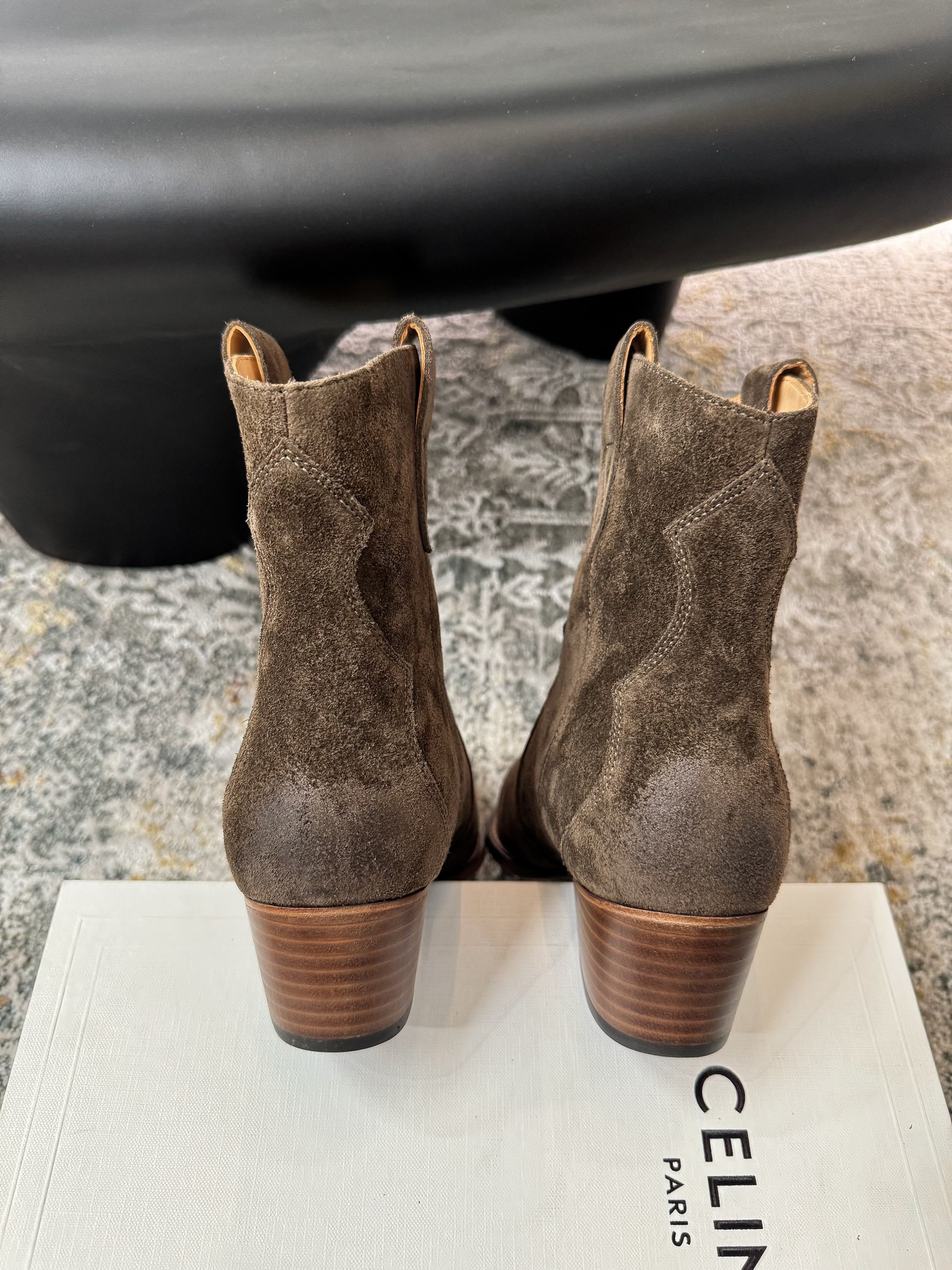 CELINE 26S ANKLE BOOTS 55 MM IN GRAYISH BROWN SUEDE