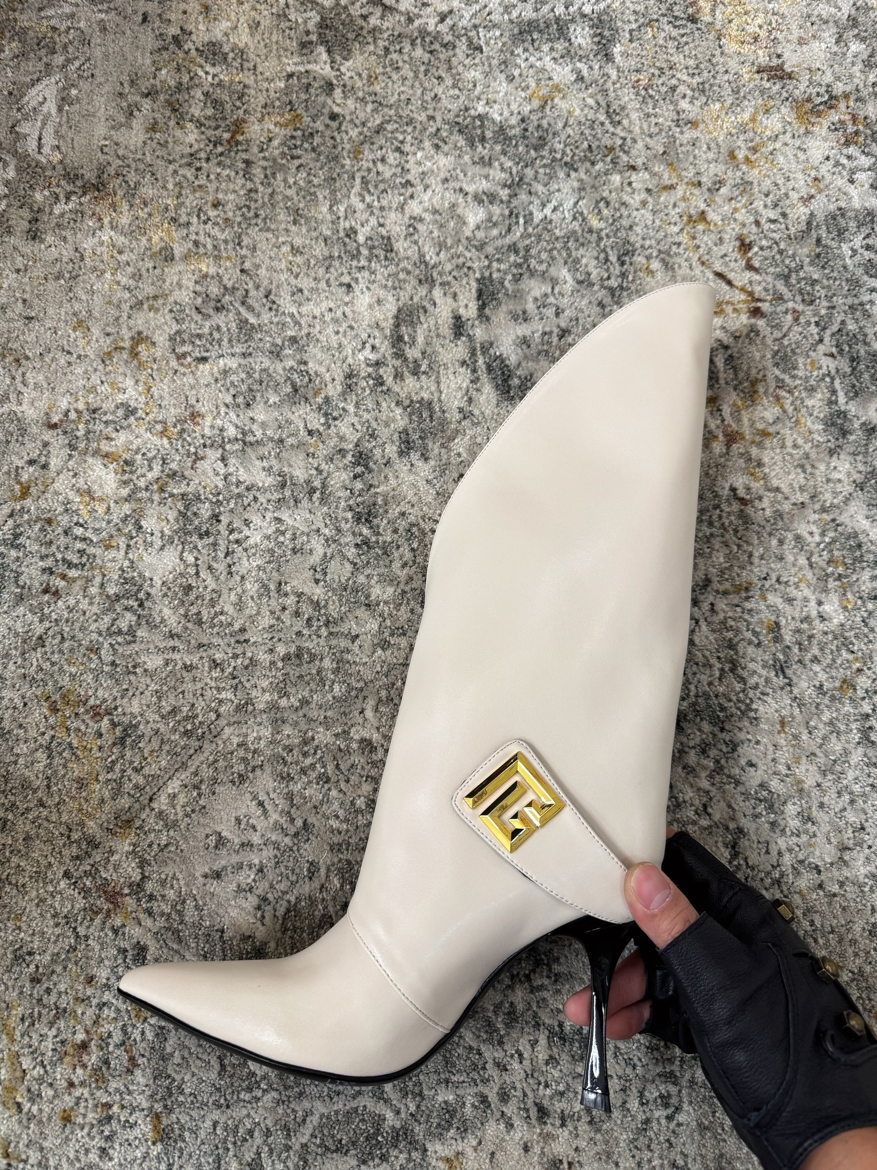 BALMAIN 26S BOOT 95 MM IN CREAM WHITE CALFSKIN