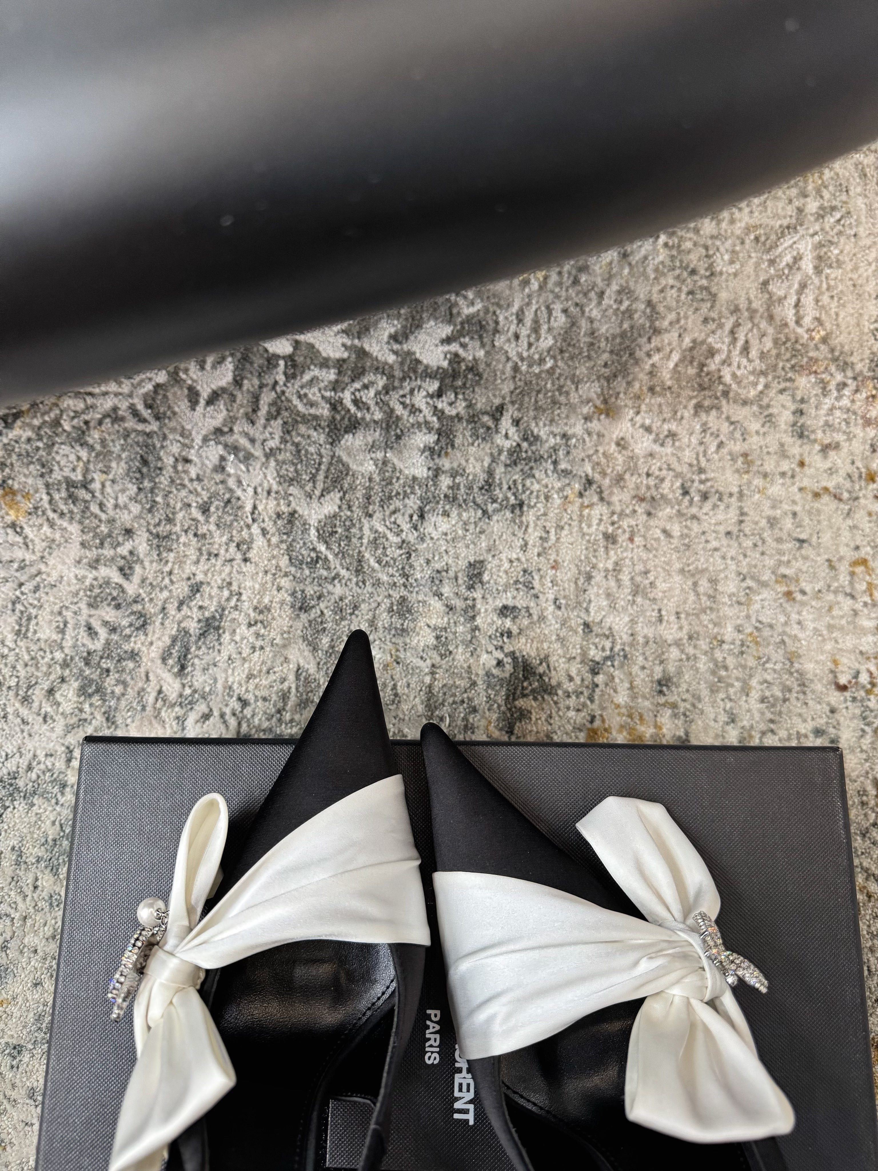 YSL 26S HEELED SLINGBACKS 100 MM IN BLACK AND WHITE SILK