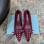 PRADA 26S POINTED TOE LACE UP STUDDED PUMPS 55MM IN BURGUNDY RED SUEDE