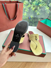 LP THONG SANDALS 25S IN PASTEL YELLOW SUEDE