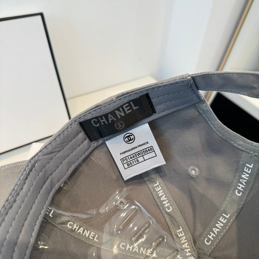 CHANEL 26S BASEBALL CAP 337974